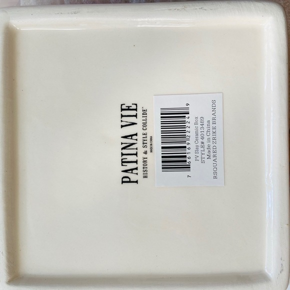 Patina Vie Victorian trinket jewelry ceramic box - Picture 3 of 4